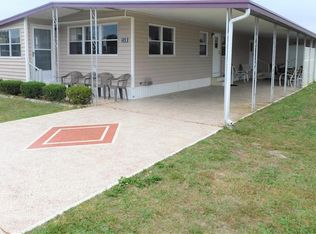 5323 Comanche St, Zephyrhills, FL 33542