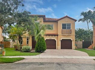 15371 SW 26th Ter, Miami, FL 33185