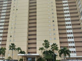 Playa Azul Bdlg #I-809, Luquillo, PR 00773