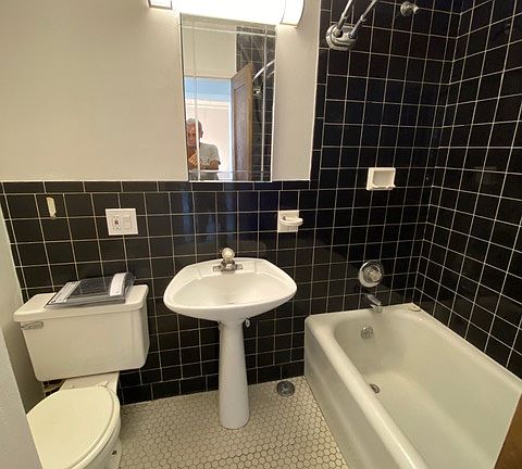 5th image of 282 Summer St #5