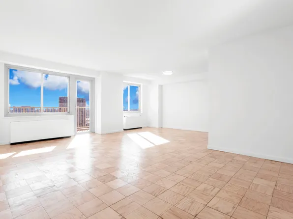 2600 Netherland Avenue image 2 of 9