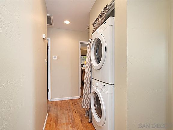 3rd image of 6363 Gross St