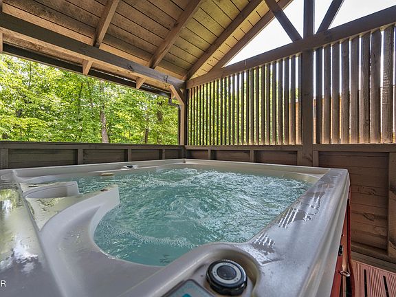 5th image of 3619 Country Pines Way