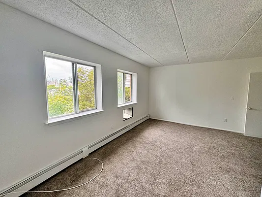 Rented by City Connections Realty | media 5