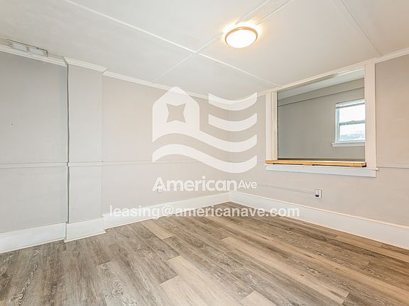 5-Dining Room