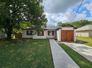 2613 Easter Ave, Dallas, TX 75216