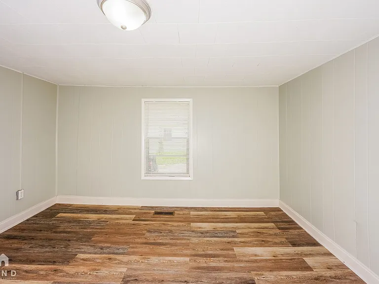 4313 Kendall Ave — Photo 5