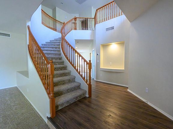 2nd image of 2521 W Tumbleweed Dr