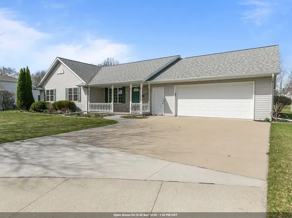 2412 Lupine Ct, Menasha, WI 54952