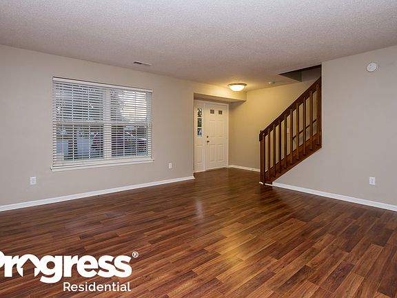 2nd image of 17365 Pine Wood Ln