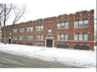 2815 E 80th St, Chicago, IL 60617