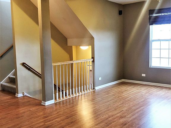 4th image of 1579 W Turtle Creek Ln Unit 1579