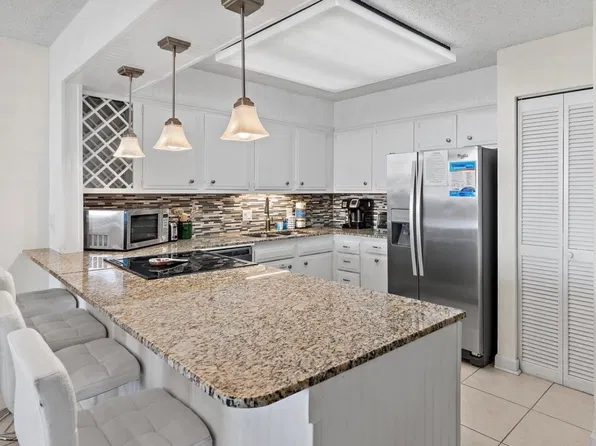 30 Moreno Point Rd Unit 406A, Destin, FL 32541