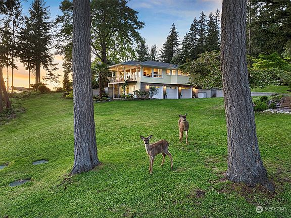 2nd image of 1110 7th Court NW