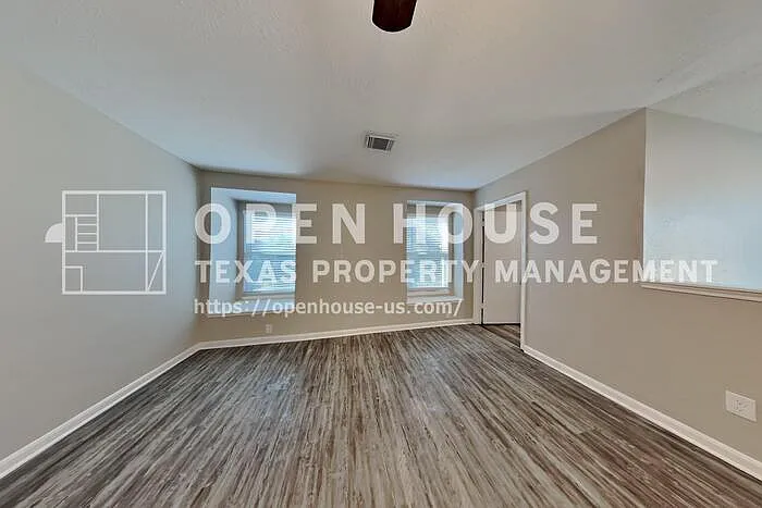 7750 Shavano Ln — Photo 17