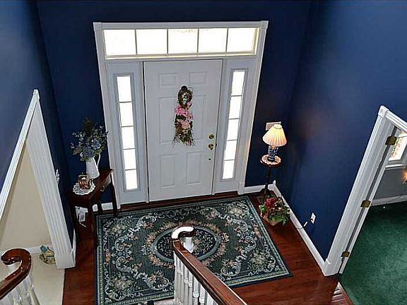 3rd image of 4170 Autumn Creek Dr