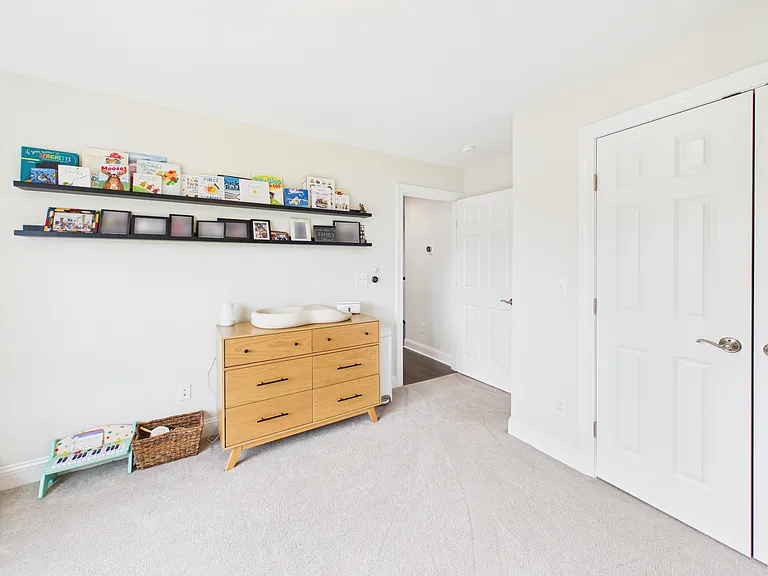 912 Kentwood Dr — Photo 36