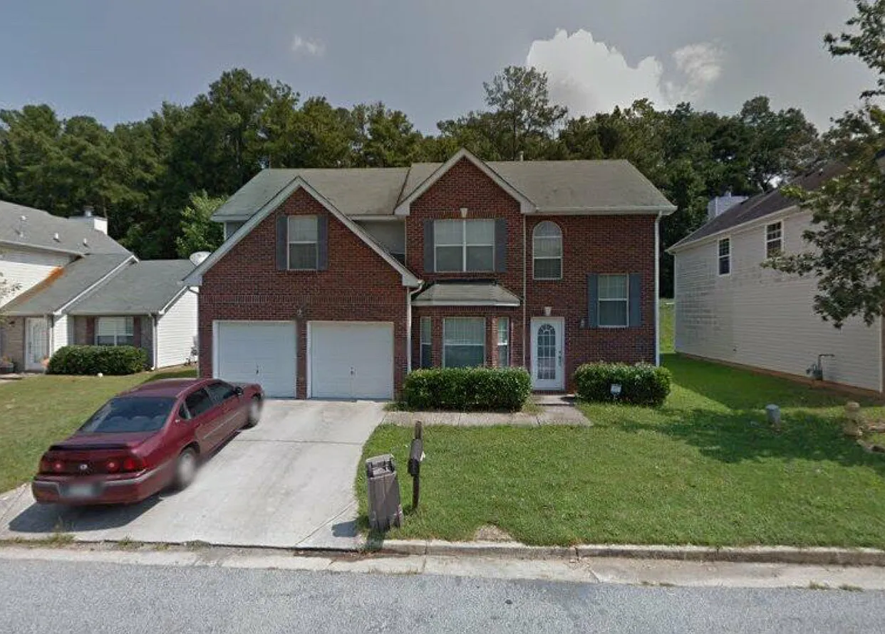 4 bed, 1902 sqft, $1,550 — Photo 1