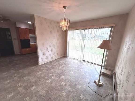 4th image of 3196 Westview Street