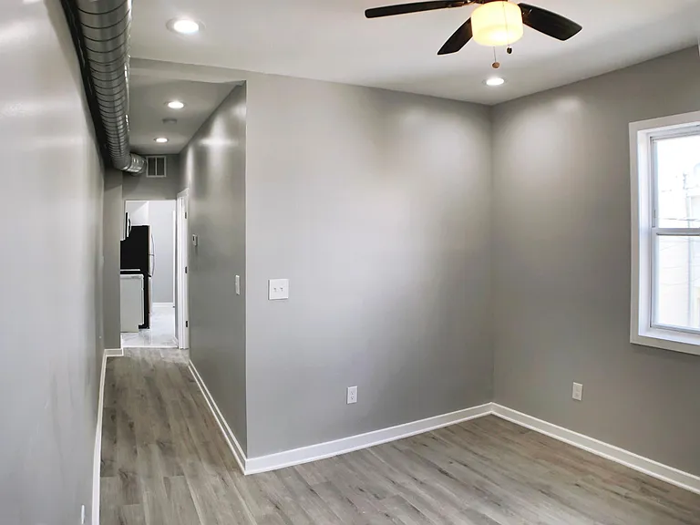 1402 Carroll St #2 — Photo 13