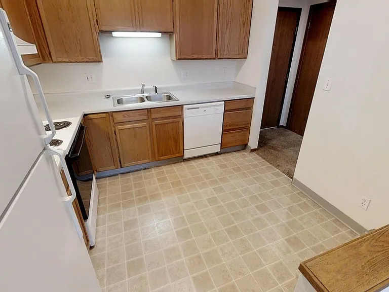 245 Sinclair Ave — Photo 45