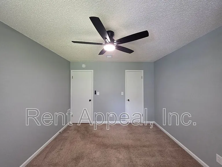 102 Park Place Dr — Photo 7