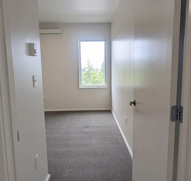 Viewpoint Terrace Apartments — Photo 15