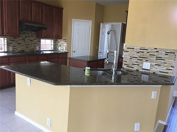 2nd image of 6809 Harwood Dr