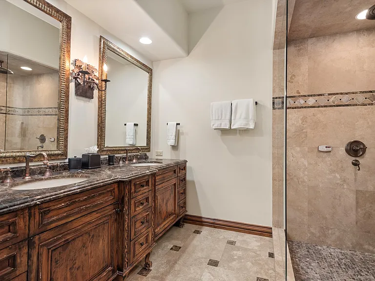 71 Meadow Rd — Photo 15