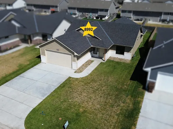 8992 E Forbes Circle 8968 Forbes Circle & 5192 #8980-8974, Wichita, KS 67226