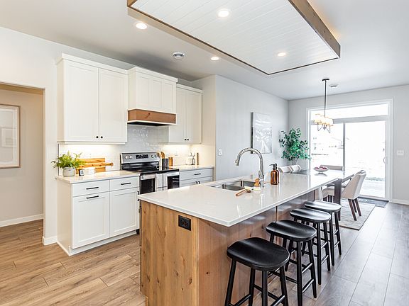 6th image of this home