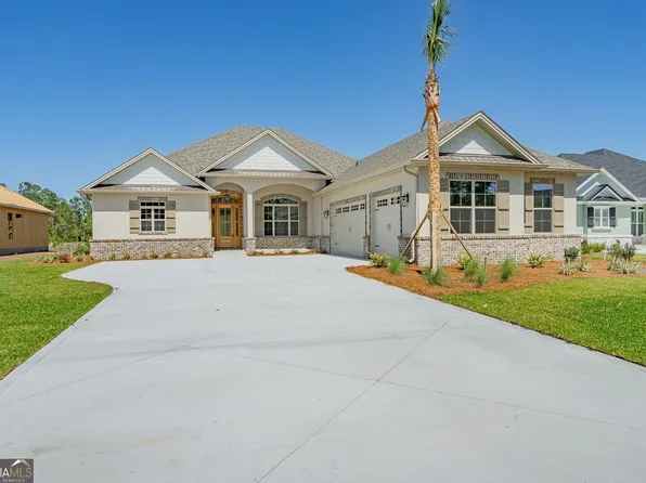 201 Jake Colton Dr, Kingsland, GA 31548