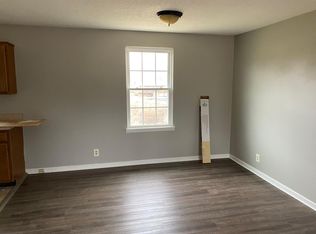 2808 Lark Dr, Clarksville, TN