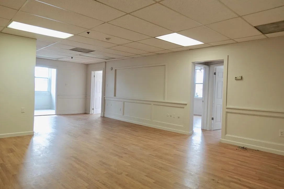 353 High St — Photo 3
