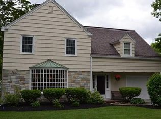 83 Walnut Ave, Andover, MA 01810