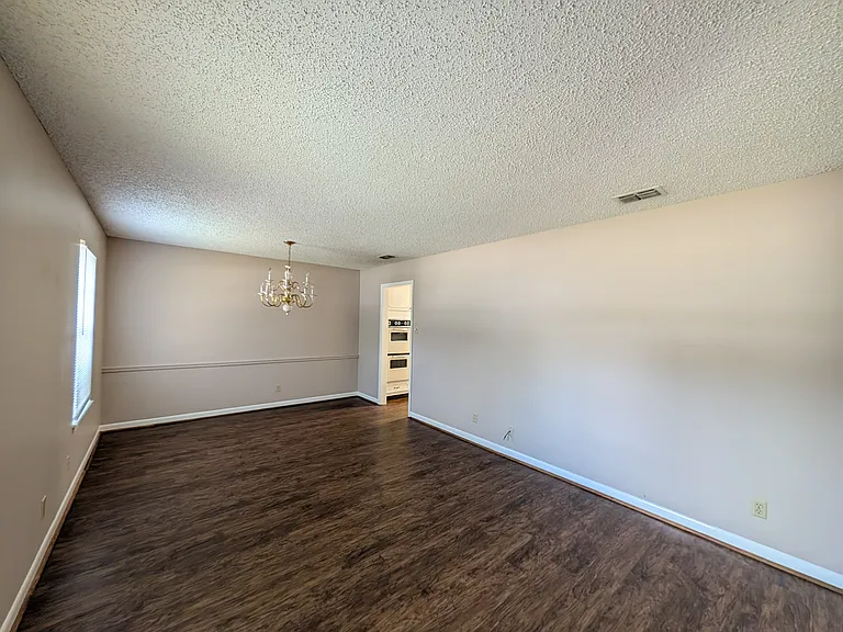 403 W Heritage Dr — Photo 23