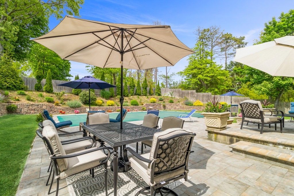  New Outside Furniture