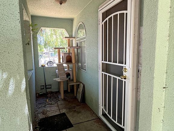 2nd image of 196 N Bella Monte Ave
