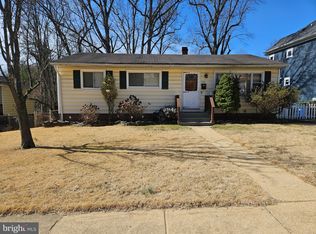 1301 Ross Dr SW, Vienna, VA 22180