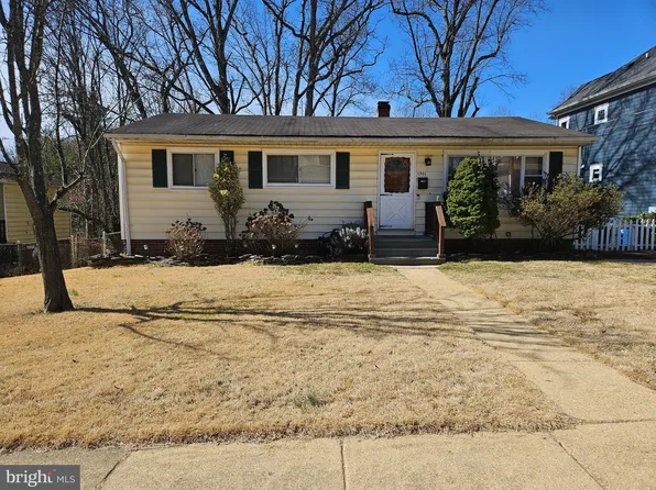 1301 Ross Dr SW, Vienna, VA 22180