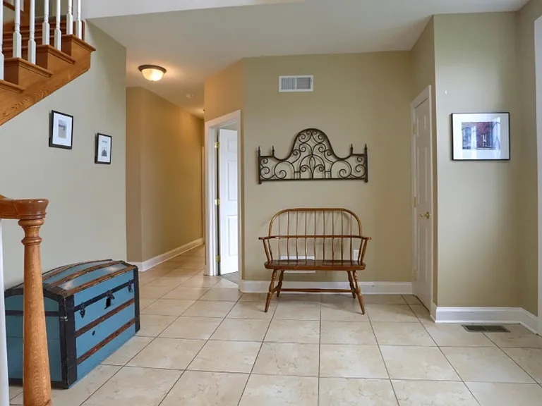 10 Spring View Ct — Photo 3