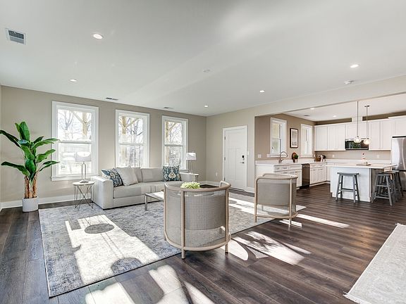 5th image of 2211 Farougi Ct #B