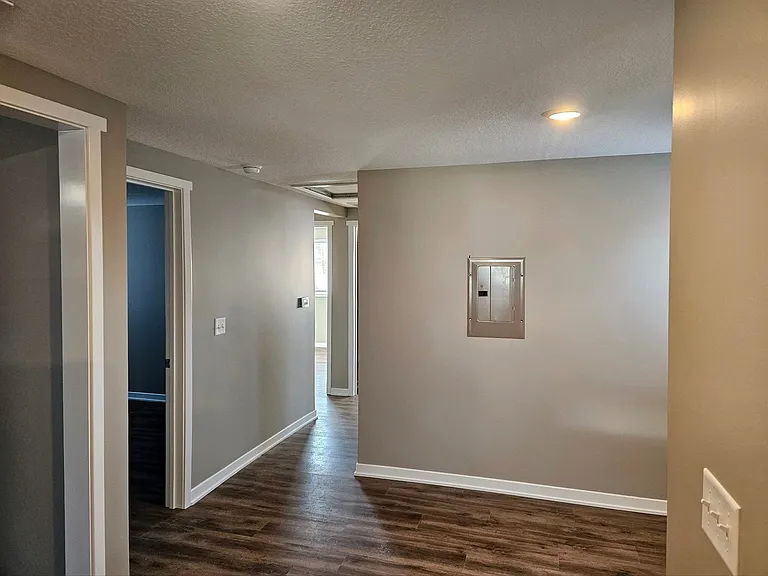 1427 Swinney Ave #1427 — Photo 3