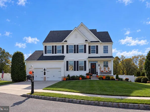 332 W Crossing Dr, Mount Royal, NJ 08061