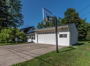 20911 Sunnydale St, Farmington Hills, MI 48336