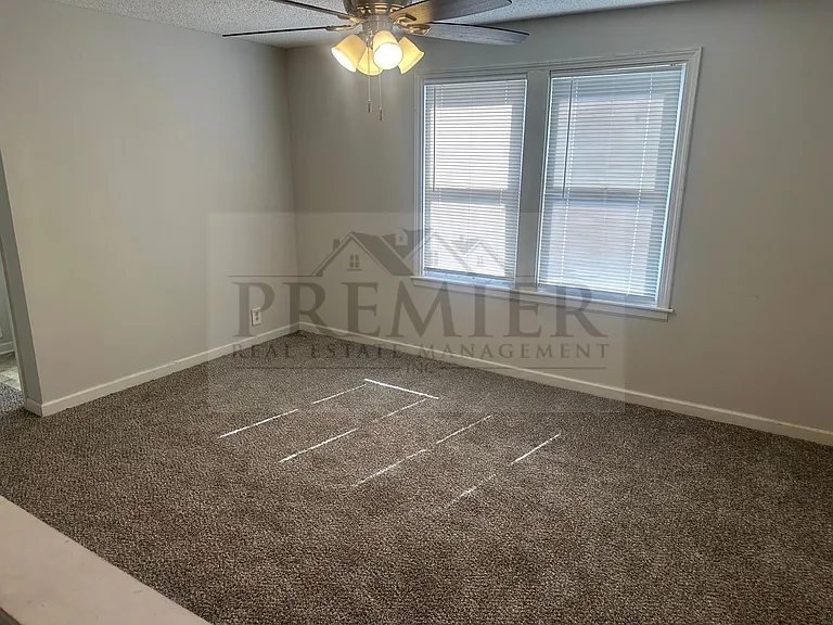 6328 College Ave — Photo 17