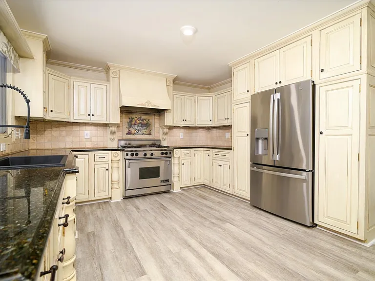 38291 River Park Dr — Photo 8