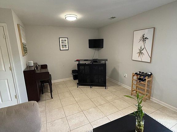 2nd image of 115 Barrett Ct