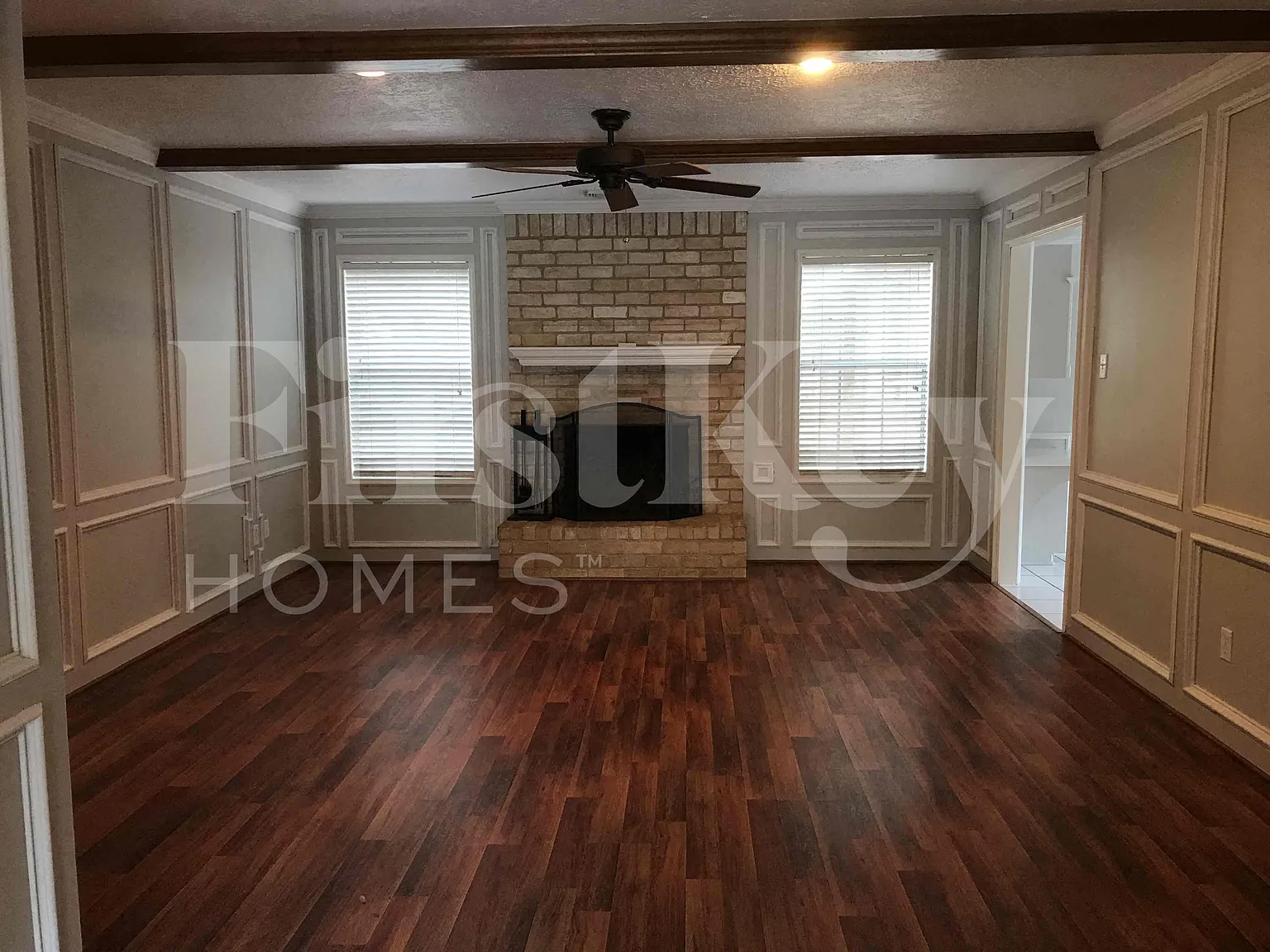 4 bed, 2.5 bath, 3132 sqft, $3,085 — Photo 2