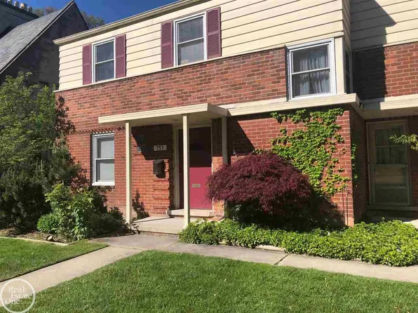 751 Pemberton Rd, Grosse Pointe Park, MI 48230